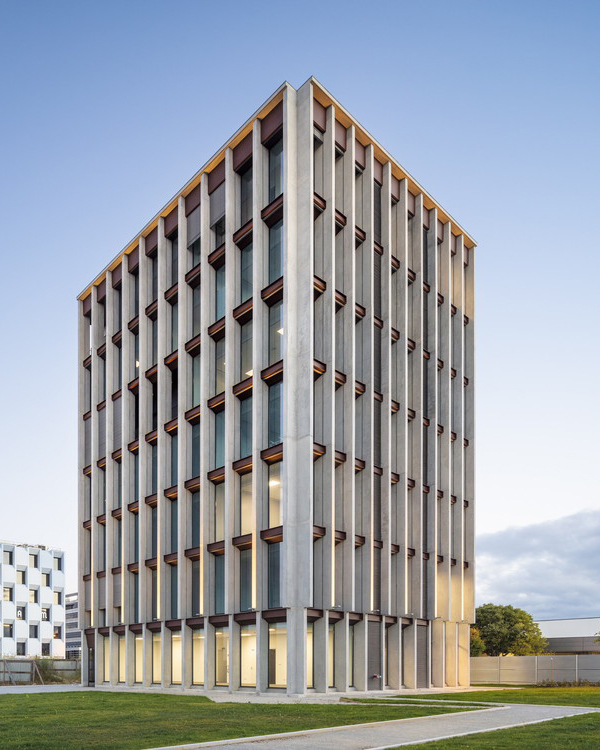 Commercial in Chembur